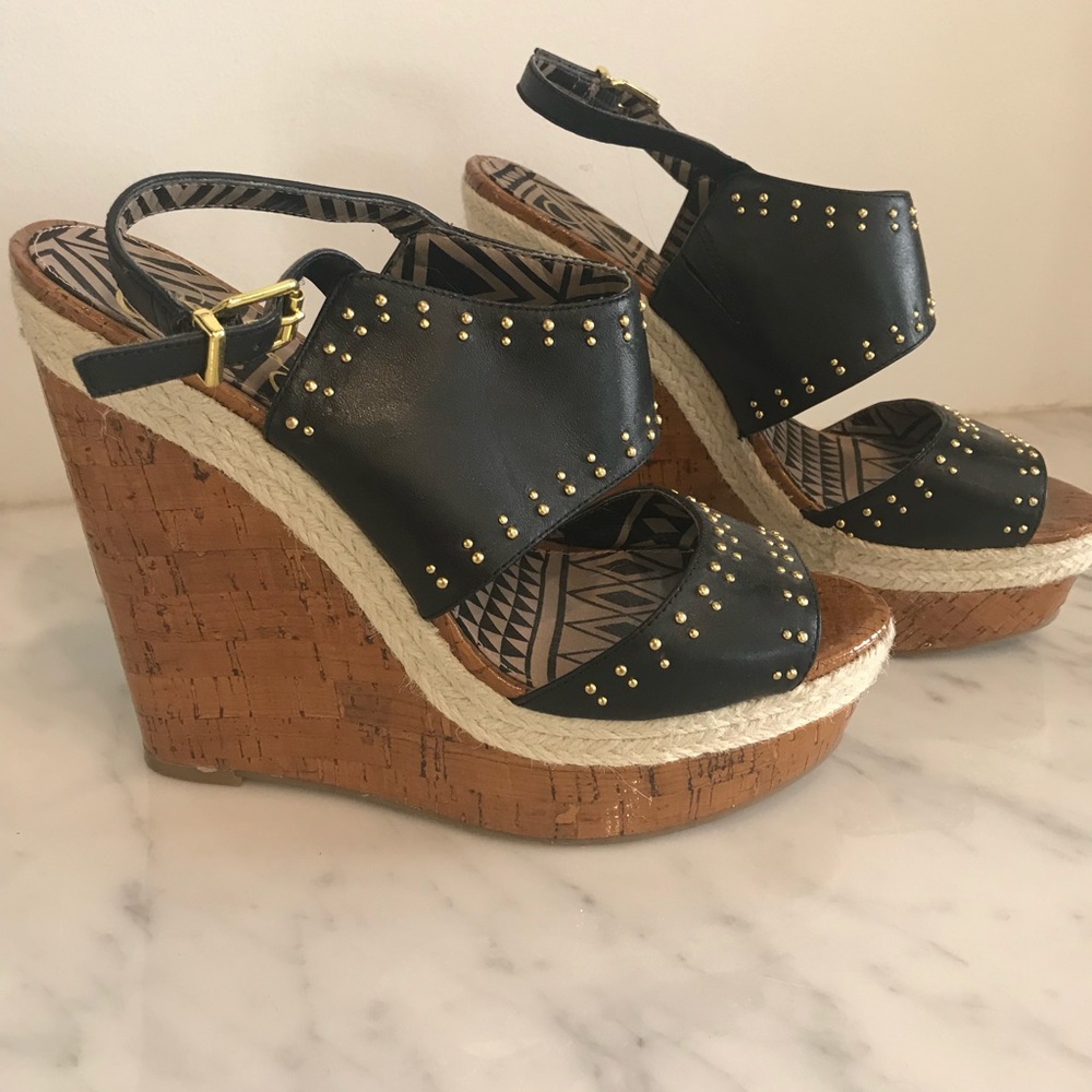 Jessica Simpson Wedges - Picture 1 of 2